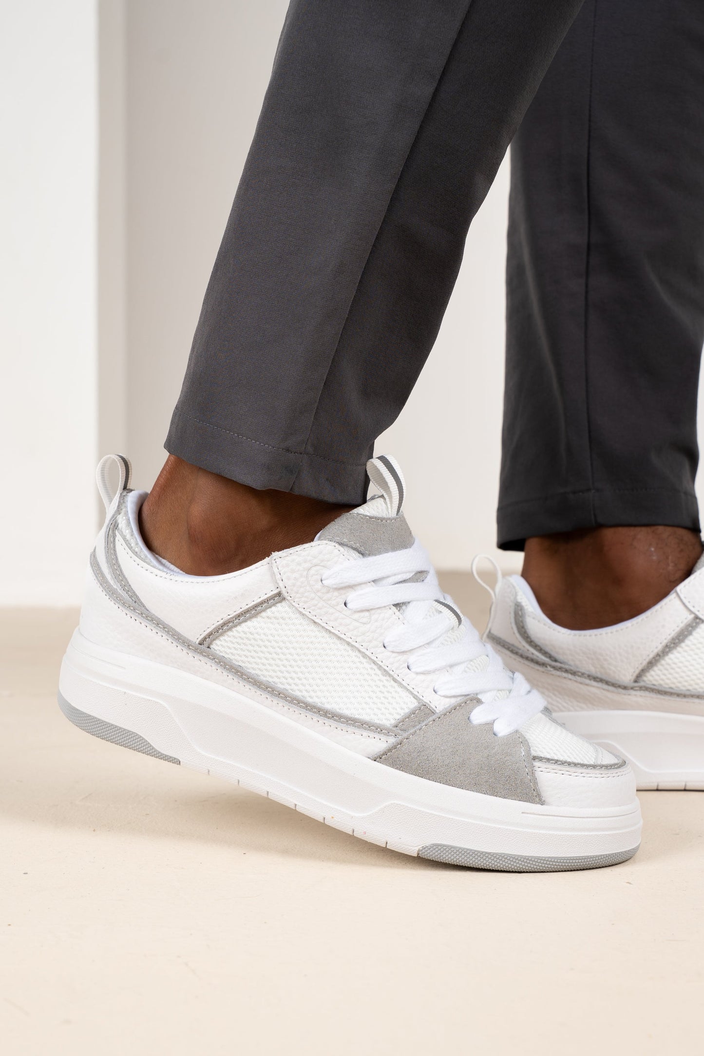 Court Trainer - White