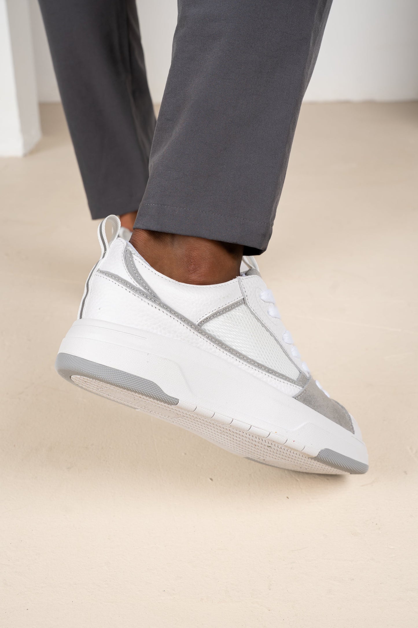 Court Trainer - White