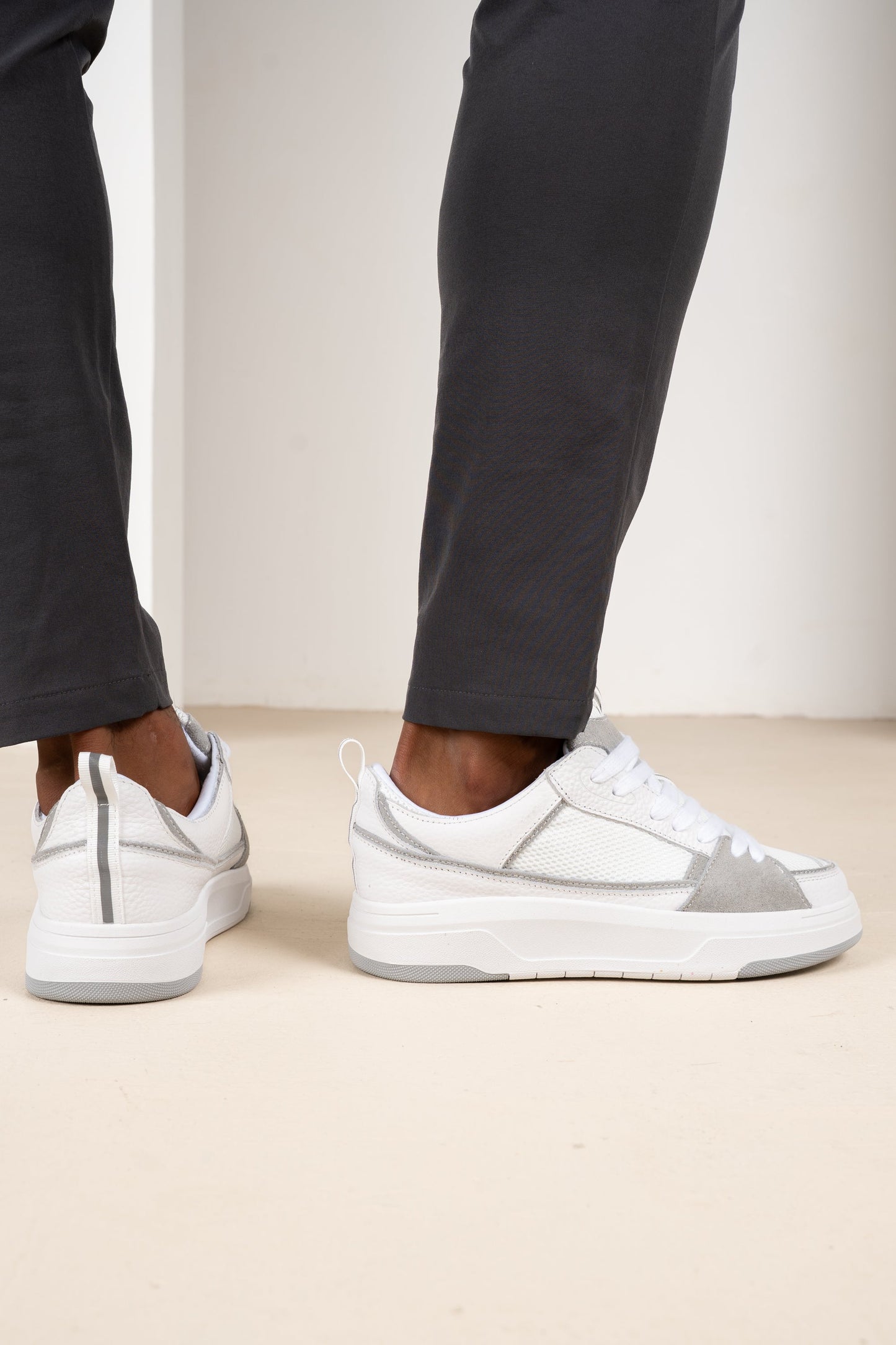 Court Trainer - White