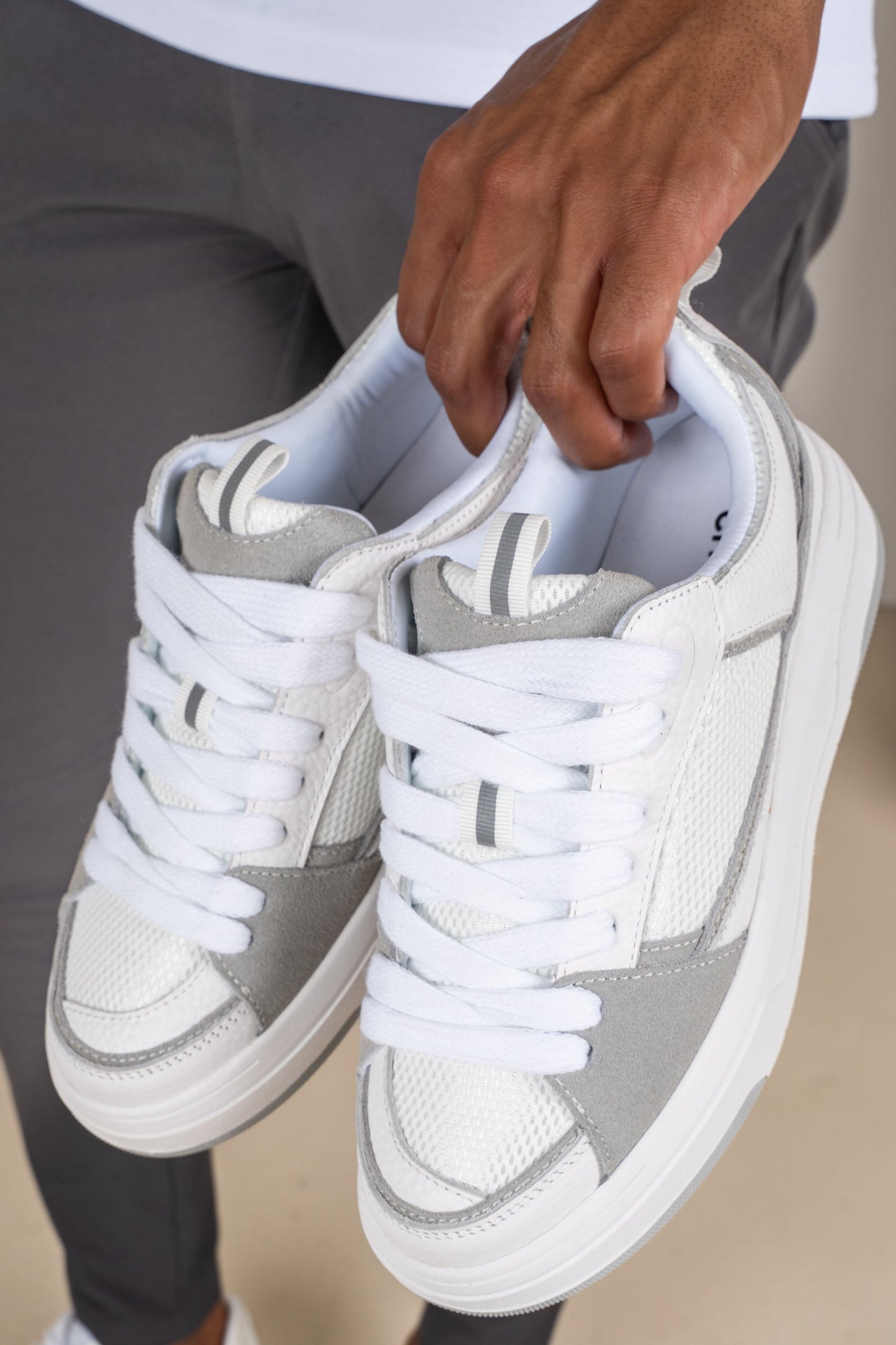 Court Trainer - White