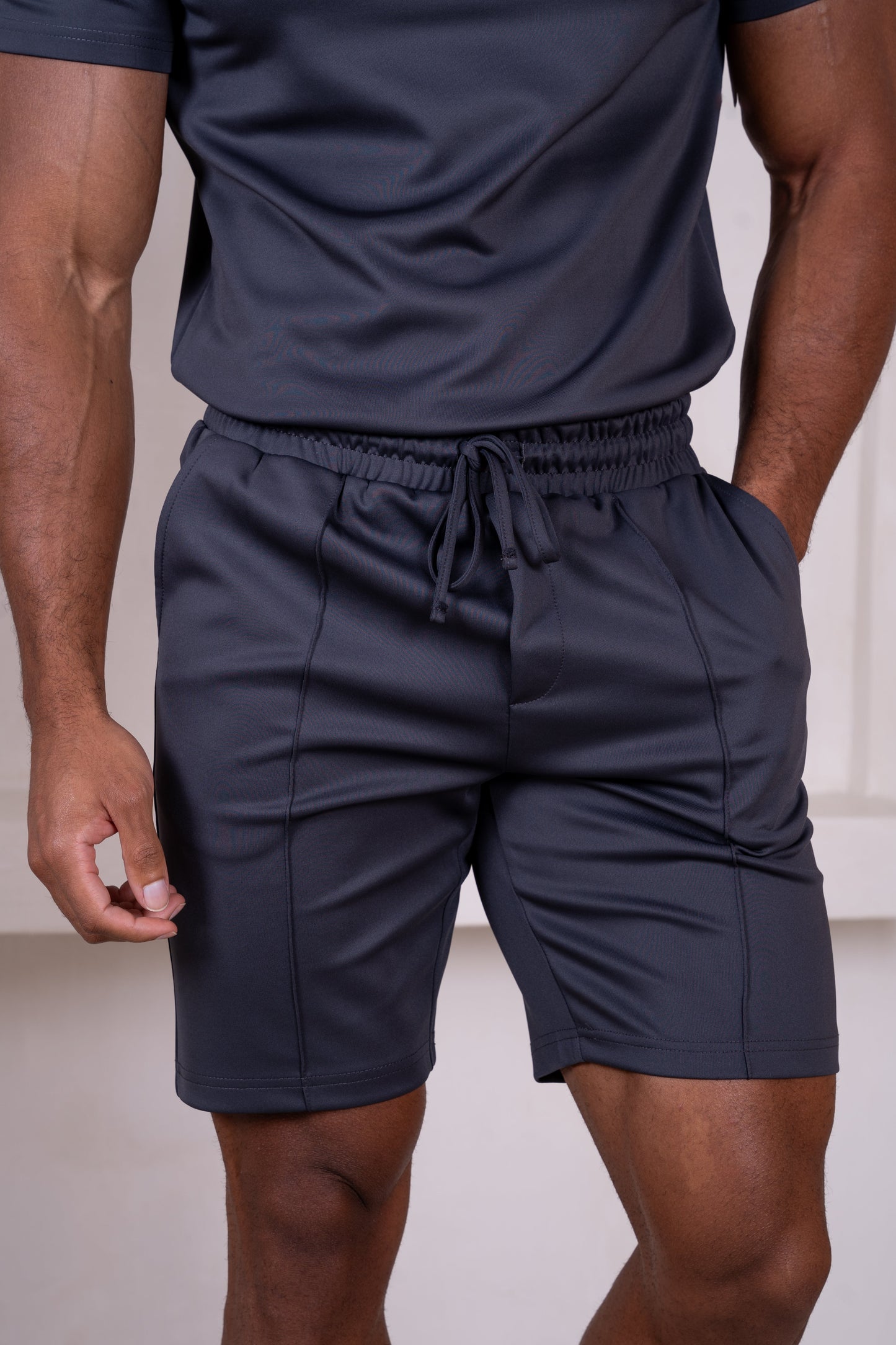 Premium Scuba Pintuck Shorts - Charcoal