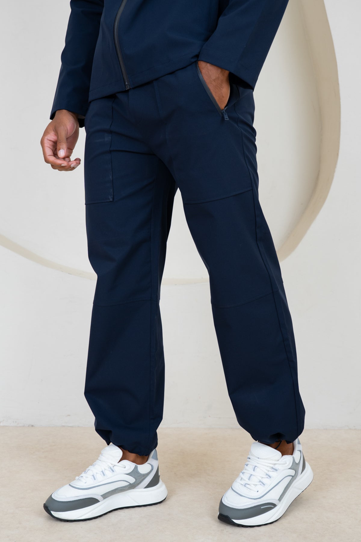 Pinnacle Brushed Technical Windbreaker Jacket - Navy