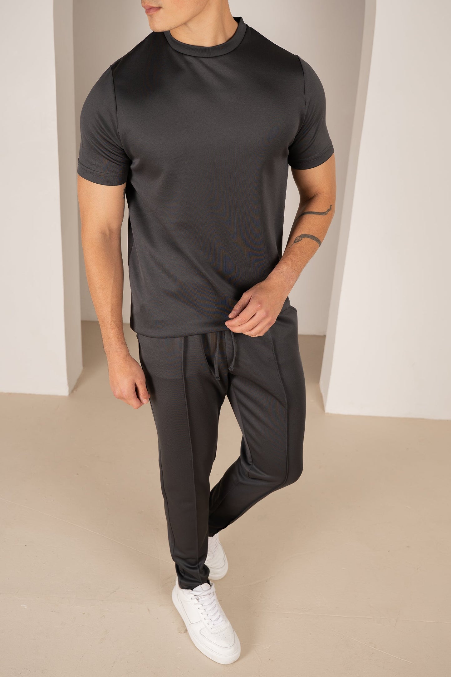 Premium Scuba Pintuck Joggers - Charcoal
